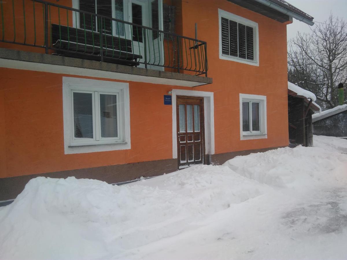Apartman Stimac Църни Луг Екстериор снимка