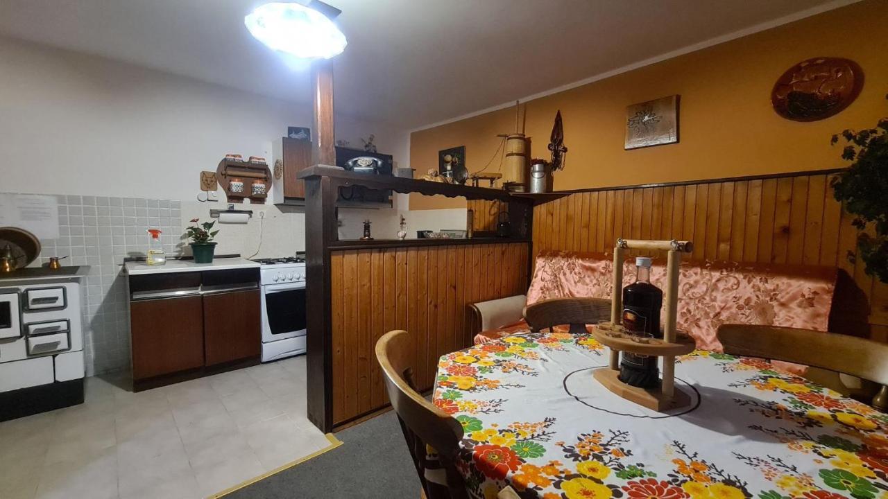 Apartman Stimac Църни Луг Екстериор снимка
